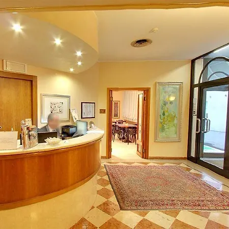 Rosa Hotel