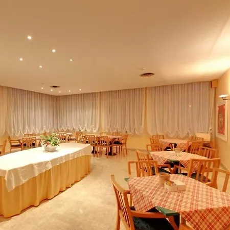 Rosa 아바노테르메