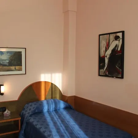 Rosa Hotel 3*